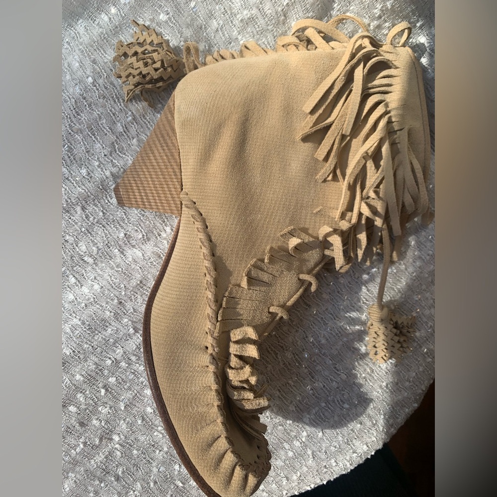 Coach Fringe Suede Moccasin Ankle Boots - Size 6.5B - Picture 10 of 16